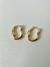 Brinco curve - dourado