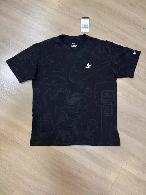 CAMISETA NIKE BIRDS