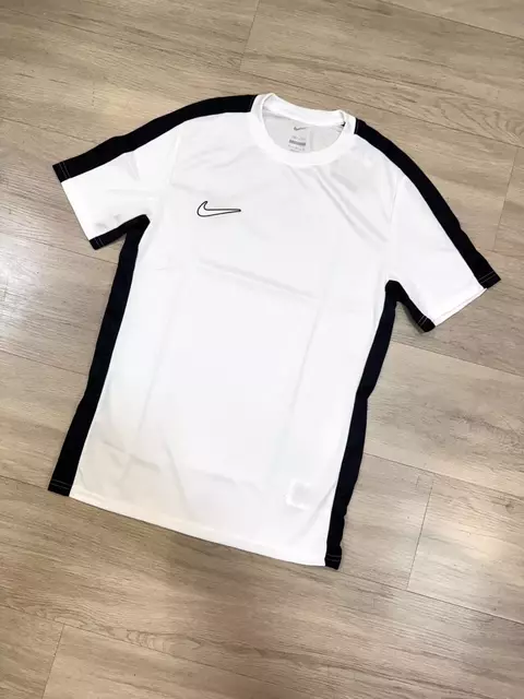 CAMISETA NIKE DRI-FIT ACADEMY 23/24 (branca)