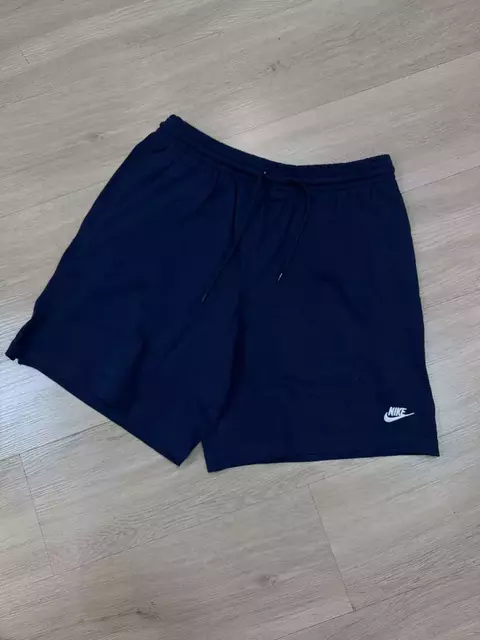 BERMUDA NIKE CLUB (azul)