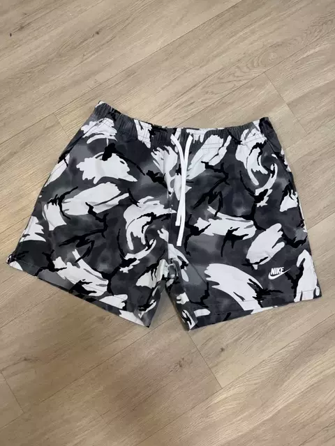 BERMUDA NIKE CAMUFLADA