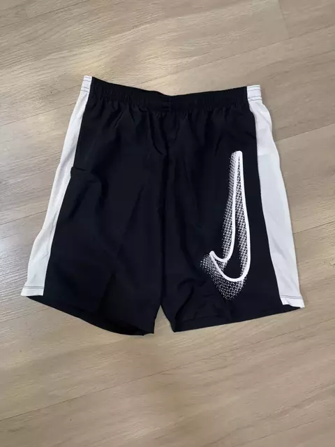 BERMUDA NIKE DRI-FIT ACADEMY 25 (preto)