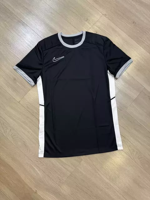CAMISETA NIKE DRI-FIT ACADEMY 25 (preta)
