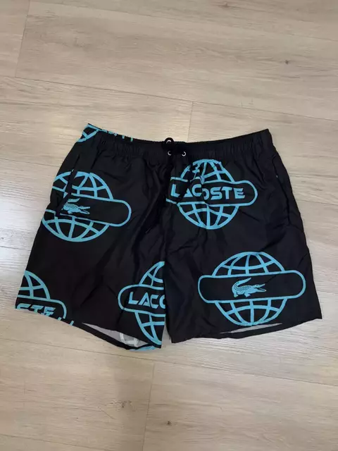 BERMUDA LACOSTE WOLRD (preta)