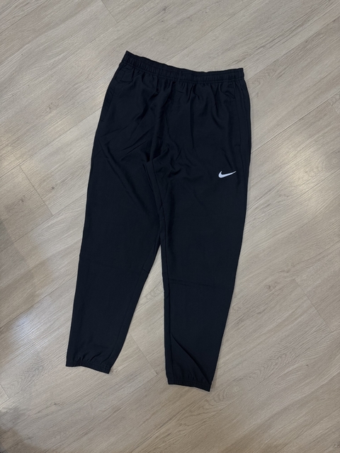 CALÇA NIKE RUN (refletiva)