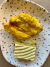 POLLO CON SALSA DE CURCUMA Y FLAN DE BROCOLI en internet