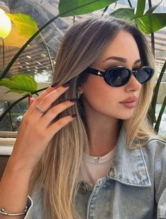 1 pieza Gafas de moda ovaladas negras con decoración de estrella para mujer, adecuadas para el transporte diario, viajes y uso de sombrillas de moda a