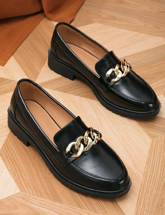 Mocasines Zapatillas de la decoración de la cadena negra de las mujeres, Zapatillas de moda del dedo del pie del punto en internet