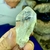 Ponta Extra Natural Semi Lapidada e Polida de Cristal de Quartzo Transparente - Portal dos Cristais