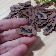 10 ETIQUETAS SINTÉTICAS NUVEM 3 X 1 CM - loja online