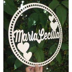 BASE CROCHÊ COM NOME E CORAÇÕES - MDF - Artística Mente