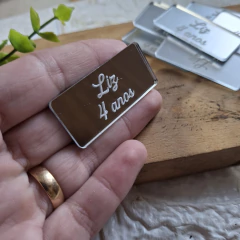 10 TAGS ACRILICO RETANGULAR 4,5 x 2 cm na internet