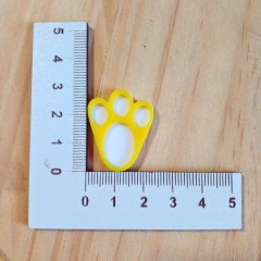 5 APLIQUES ACRILICO PASCOA - PEGADA COELHO - 3 CM na internet