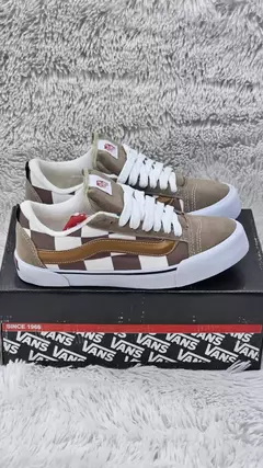 ZAPATILLAS V4NS KNU SKOOL MEGA CHECK (CUADRILLE) CAMEL PREMIUM - [ZU00167] - heybro indumentaria y calzado