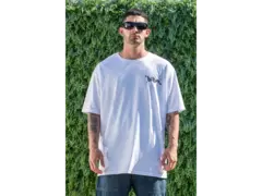 REMERA OVER TYPOGRAPHY - heybro indumentaria y calzado