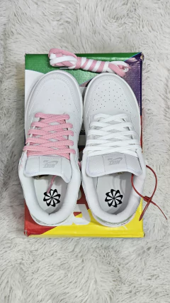 Imagen de ZAPATILLAS SB DUNK LOW BE TRUE PREMIUM - [ZU00117]