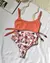 Bikini Clivia Coral con violetas