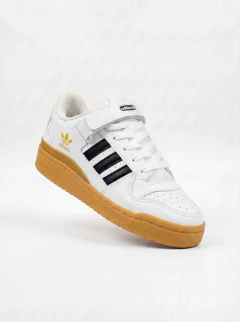 Tênis Ad Fórum “Branco/ Preto/ Caramelo” - comprar online