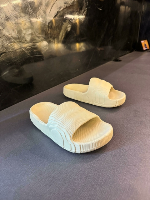 SLIDE BRIZY BEGE - comprar online
