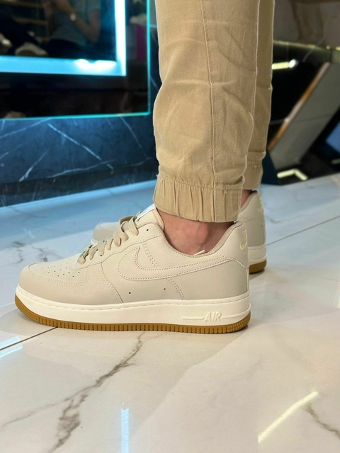 Tênis Air Force Off White/Caramelo