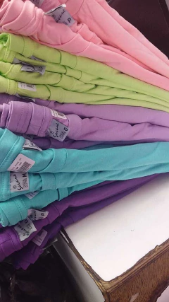 Camiseta básica EXG - 100% algodão