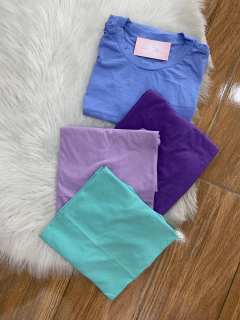 Camiseta básica - 100% algodão