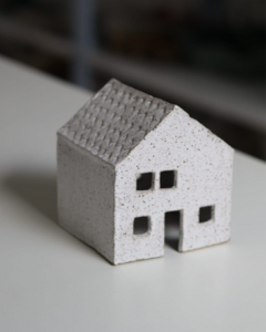 Workshop de Cerâmica - Modelagem manual livre (1 encontro de 3 horas) na internet