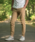 jogger estructura bolsillo chino color camel