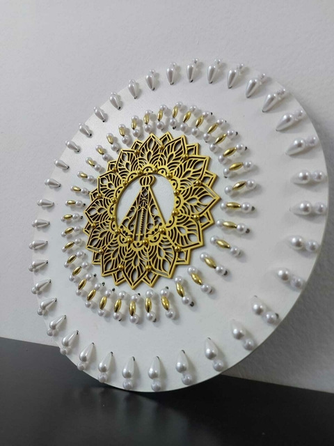 Mandala bordada de pérolas Nossa Senhora