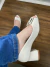 Sapato Feminino Peep Toe Off White Salto Bloco 5cm Super Confortável - comprar online