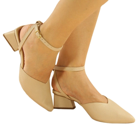 Scarpin Feminino Amêndoa Salto Bloco Geométrico Linha Confort Luxo
