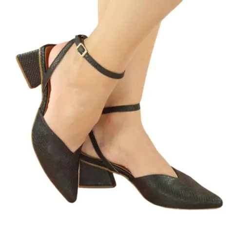 Scarpin Feminino Preto Salto Bloco Geométrico Linha Confort Luxo