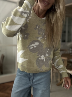 Sweater FEFU - La Tiendita