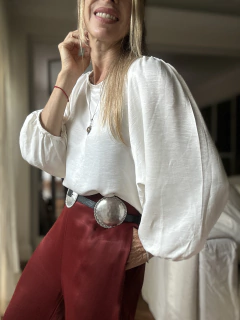 Blusa CARO en internet