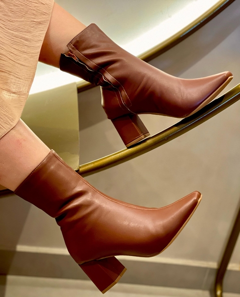 Bota salto bloco 6cm