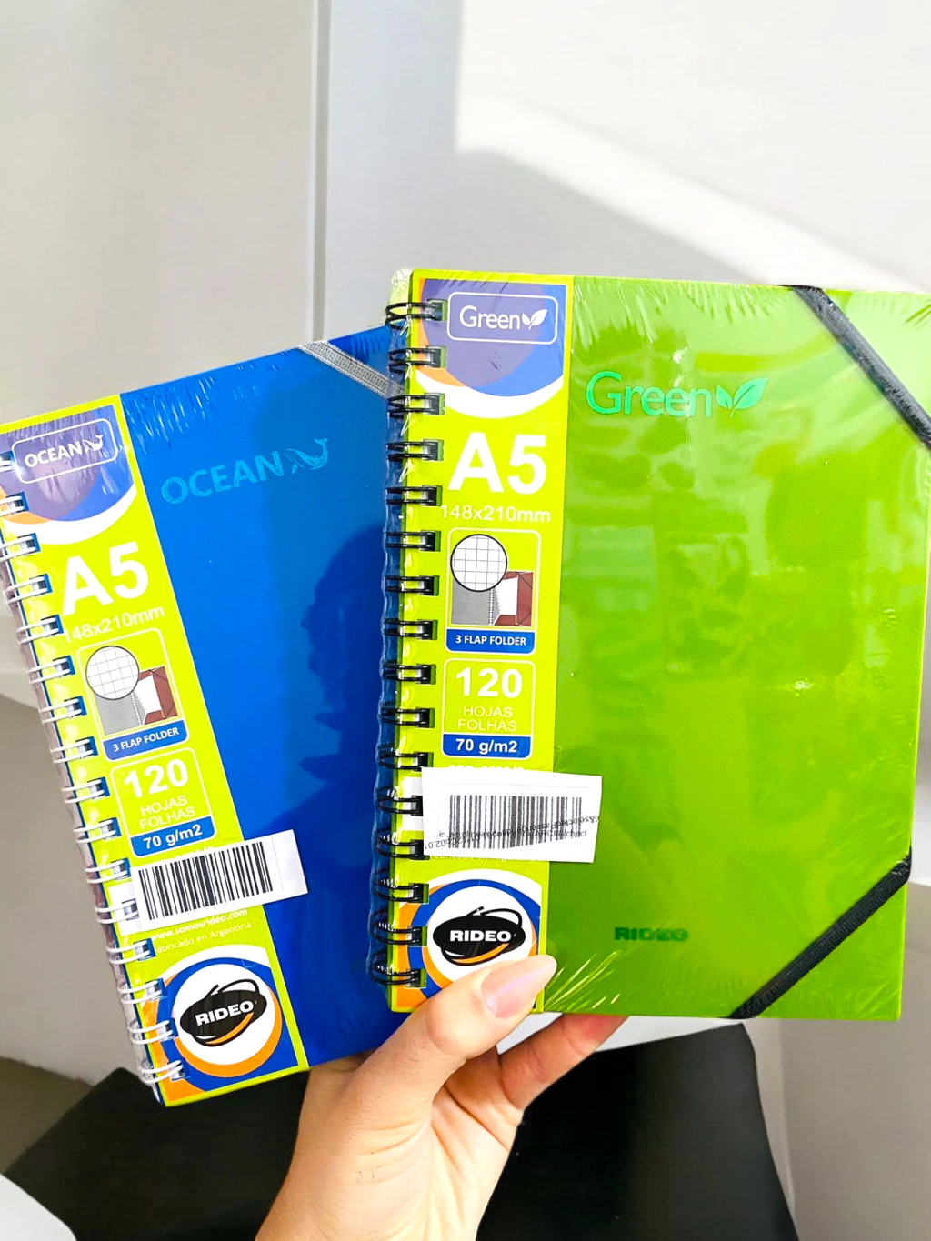 CUADERNO C/CARPETA Y 3 SOLAPAS A5