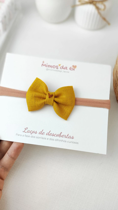 Faixinha Mariah | 6 cm | Linho Puro | Bordado a mão| Linha Amor