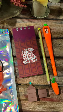 Kit Papelaria Divertida Chocolate e Cenoura - Mika
