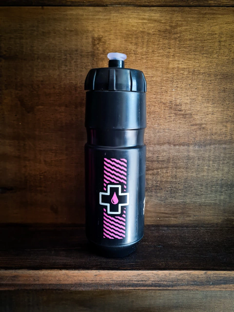 Caramañola Bicicleta 750ml Muc Off Pico Antiderrame