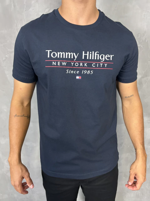 CAMISETA ESTAMPADA TOMMY HILFIGER - comprar online