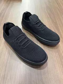 SAPATENIS EM TRICOT OGOCHI