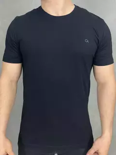 CAMISETA BASICA SLIM OGOCHI