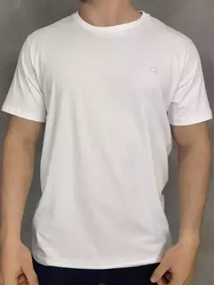 CAMISETA BASICA OGOCHI G+ - comprar online