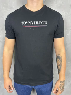 CAMISETA ESTAMPADA TOMMY HILFIGER - comprar online