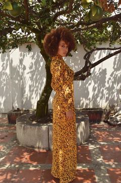 Vestido confetti amarillo en internet