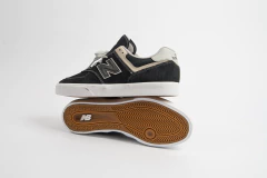 TÊNIS NEW BALANCE 574 PRETO BRANCO - Le Skate Shop