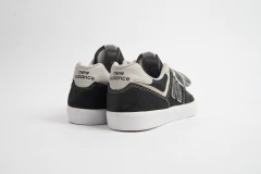 TÊNIS NEW BALANCE 574 PRETO BRANCO - loja online