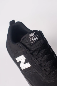 Imagem do TÊNIS NEW BALANCE JAMIE FOY 306 PRETO BRANCO