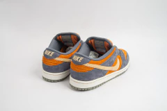 TÊNIS NIKE SB DUNK LOW PRO LIGHT CARBON SESAME MONARCH - loja online