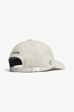 BONÉ PACE DAD HAT OFF WHITE na internet